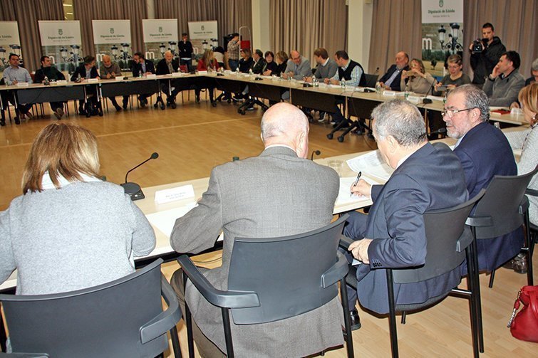 La Diputació de Lleida ha acollit una reunió amb diferents representants institucionals 1