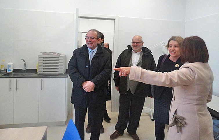 Joan Reñé, Josep M. Huguet i Montserrat Meseguer visiten l&#39;equipament