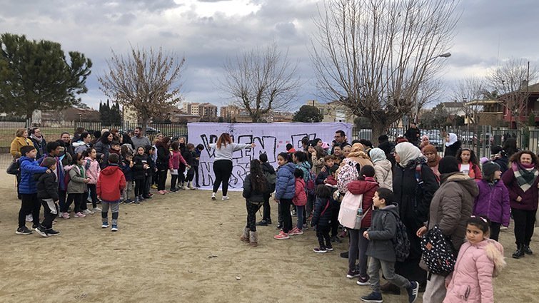 Protestes de pares i docents de l'escola Ignasi Peraire ©JosepAPérez