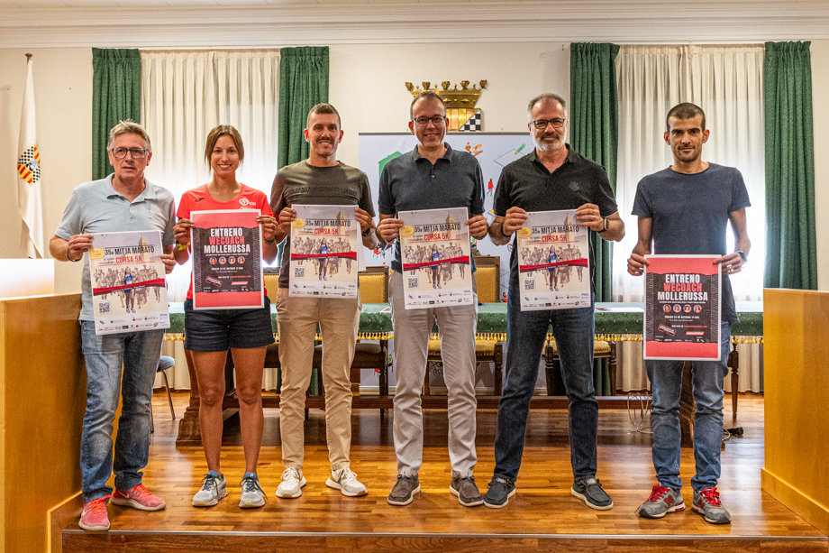 Presentació de la 35a Mitja Marató i cursa de 5K de Mollerussa a la sala de plens de l'Ajuntament de Mollerussa - Foto: Jordi VInuesa