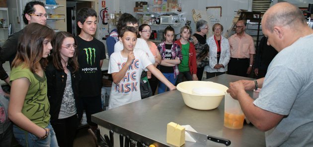 El Benjamí inicia el, procés d'elaboració de la pasta brioix.