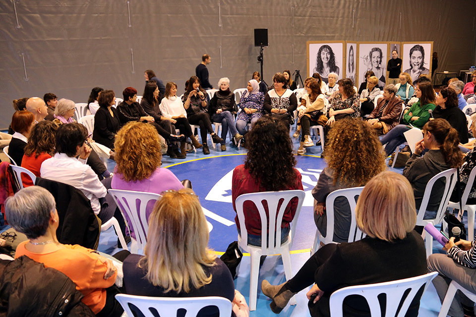 Participants durant la primera jornada del projecte 'Lleida, terra de dones transformadores' celebrada al Palau d'Anglesola 

Data de publicació: divendres 01 de desembre del 2023, 14:50

Localització: El Palau d'Anglesola

Autor: Anna Berga (ACN)