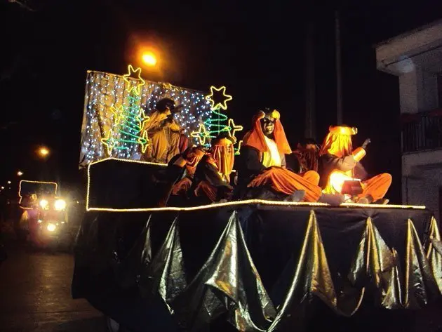 Cavalcada de la nit de Reis a Bellvís.