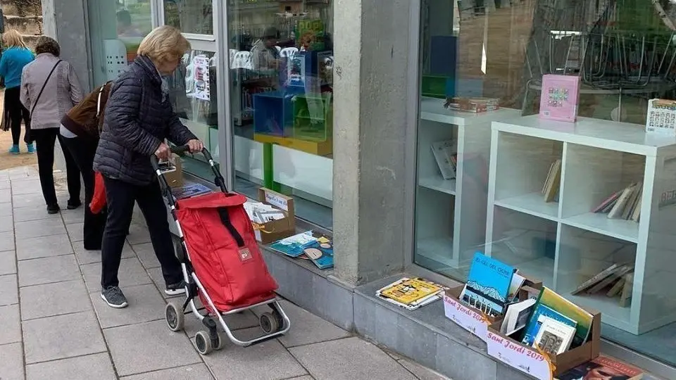 Diada Sant Jordi Biblioteca Municipal Marquès d’Olivart Borges Blanques