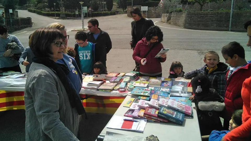 Diada Sant Jordi Cubells 1