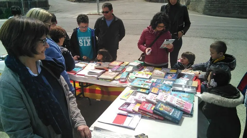 Diada Sant Jordi Cubells 2