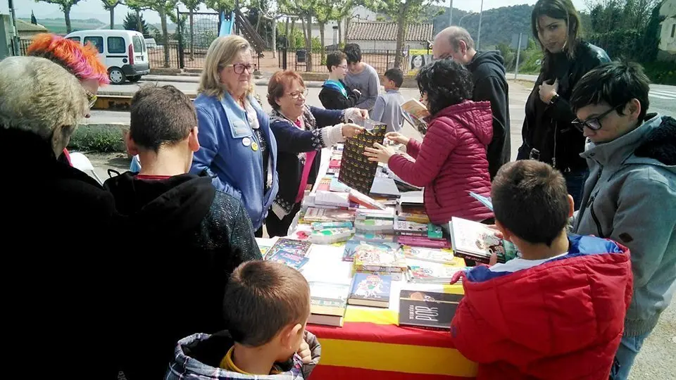 Diada Sant Jordi Cubells