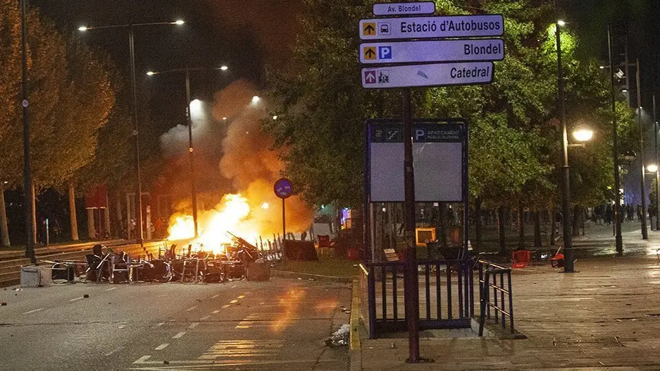 Aldarulls en la vaga del 18 d'octubre (1)
