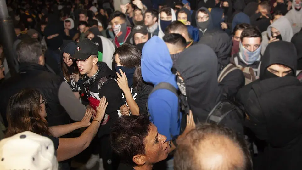 Aldarulls en la vaga del 18 d'octubre (10)