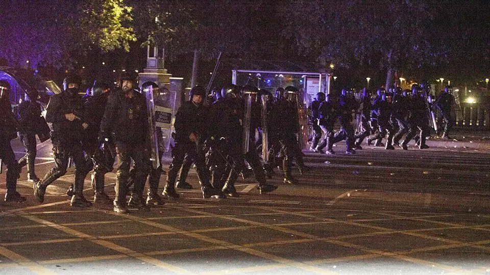 Aldarulls en la vaga del 18 d'octubre (25)