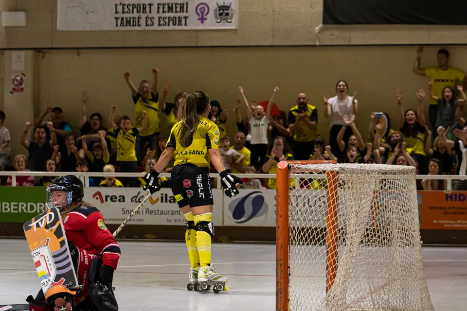 El Club Patí Vila-sana es fa amb el segon lloc de la lliga regular amb el triomf 4-2 contra el Telecable H.C. a l'OK Lliga - Foto: © Jordi Vinuesa