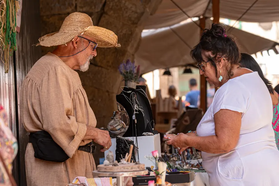 Una de les parades del 28è Mercat Medieval de Guimerà - Foto: Jordi Vinuesa