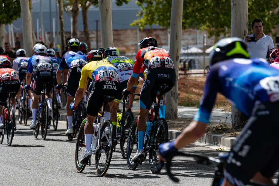 La quarta etapa de La Vuelta al seu pas per Tàrrega - Foto: Jordi Vinuesa
