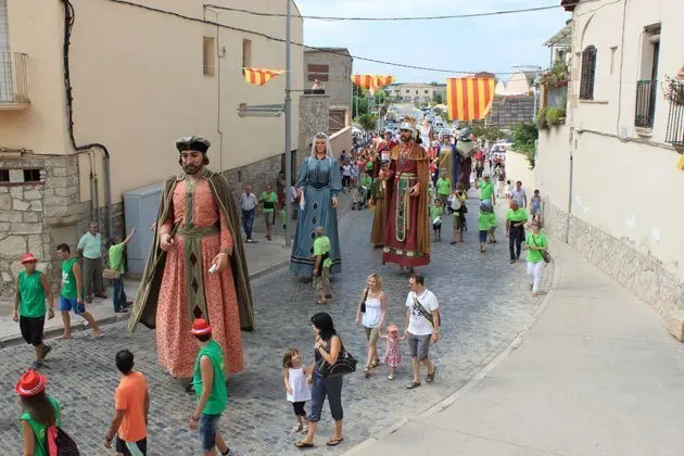 Festa major de Golmés trobada de Gegants