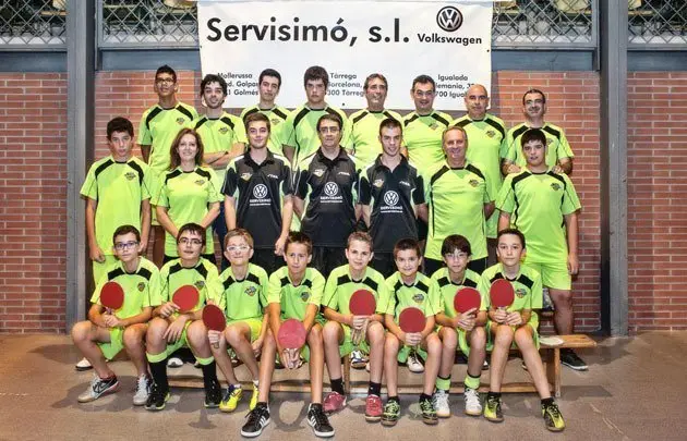 Els membres del Club Tennis Taula Mollerussa de la nova temporada.