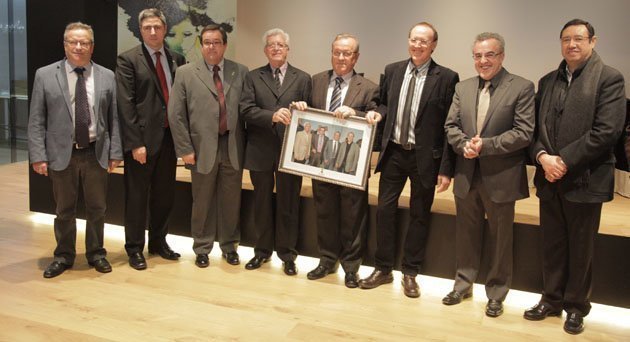 El Consell Comarcal va obsequiar una fotografia als presidents.