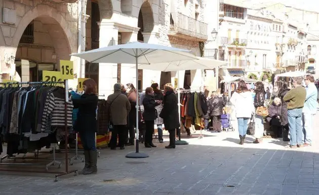 Les parades muntades al centre històric de les Borges Blanques.