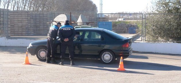 Control policial de vehicles  a les Borges