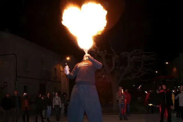 Foc i percussió amb el grup de jovent del Poal. 