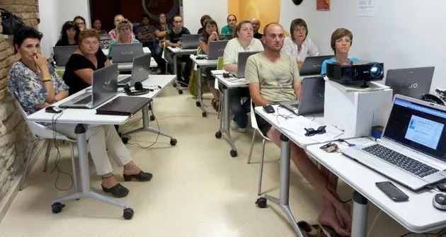 Un dels cursos organitzats al Casal Marino de les Borges.