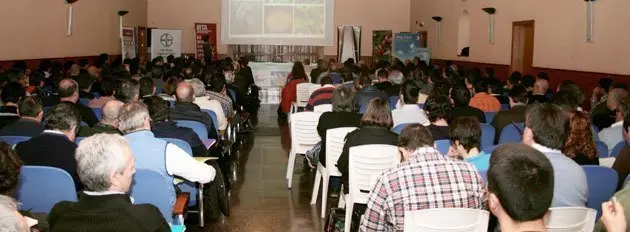 Ja jornada va comptar amb la participació de més de 300 persones.