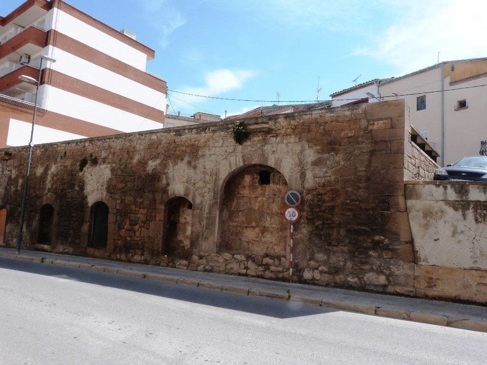 La façana de l&#39;edifici de cal Gineret, al carrer de la Font