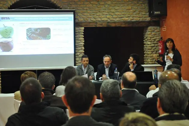 Més d&#39;un centenar de professionals van participar en la jornada.