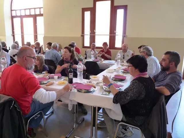 El dinar popular és un dels actes més tradicionals