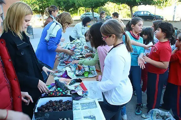 L&#39;escola Mare de Déu de l&#39;Horta celebra la Castanyada