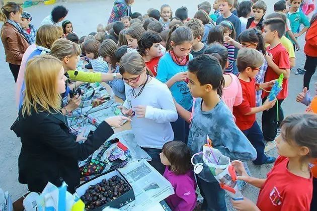 L&#39;escola Mare de Déu de l&#39;Horta celebra la Castanyada