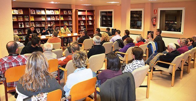 L&#39;acte va tenir lloc a la Biblioteca Comarcal Jaume Vila de Mollerussa.