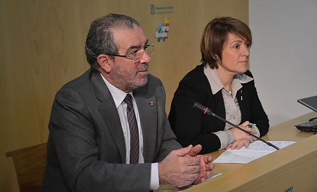 Joan Reñé i Rosa Pujol van presentar el pressupost aquest dilluns.