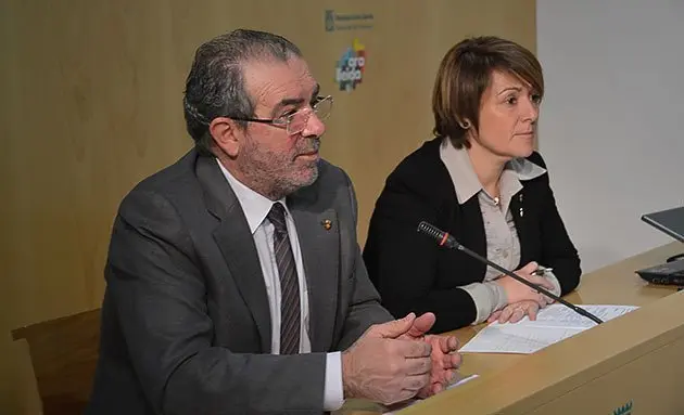 Joan Reñé i Rosa Pujol van presentar el pressupost aquest dilluns.