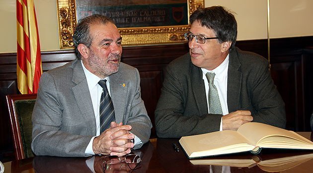 Joan Reñé amb ambaixador Israel Alon Bar en una reunió a la Diputació de Lleida.