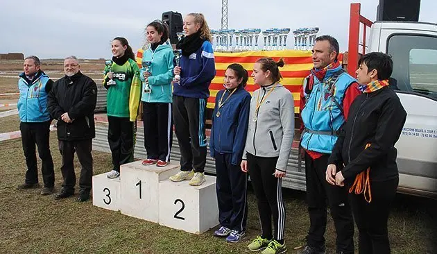 Les guanyadores femenines del Cros Comarcal del Pla d&#39;Urgell a Bellvís.