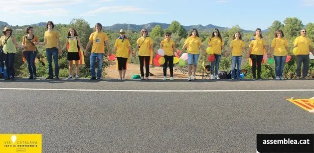 Imatge de la Gigafoto de la gent de les Garrigues a la Via Catalana