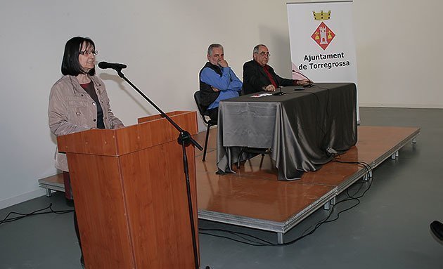 Ramona Ibañez va presentar als autors, i les Jornades Culturals de Torregrossa.