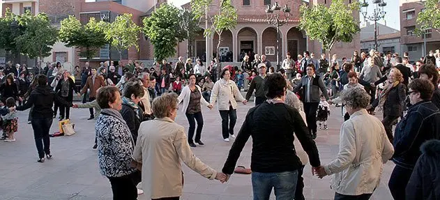 Ballada de sardanes de la diada de la Mare de Déu de Montserrat a Mollerussa.