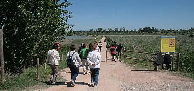 El participants van recorre el perímetre de l&#39;Estany d&#39;Ivars i Vila-sana.