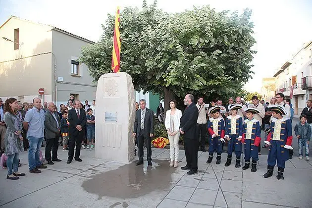 Acte d&#39;inauguració del monument als Desvalls al Poal.