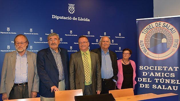 Mireia Pujol, Xavier Bada, Miquel padilla i Joan Simó van presentar el projecte del Túnel de  Salau.