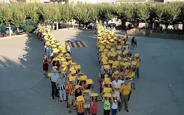 Assaig de la V a la Plaça Planell