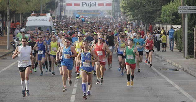 Sortida de la Mitja Marató de Mollerussa en l&#39;edició de 2013.