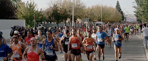 La Mitja Marató de Mollerussa va comptar amb prop d&#39;un miler de participants. 