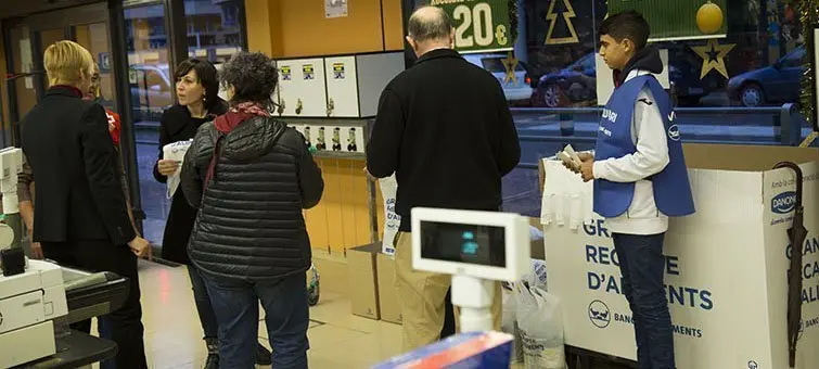 Voluntaris que han participat en la campanya del Gran Recapte al Pla d&#39;Urgell.