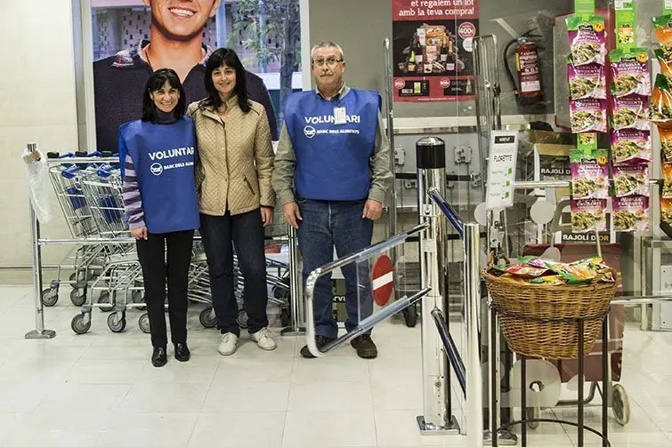 Voluntaris que han participat en la campanya del Gran Recapte al Pla d&#39;Urgell.