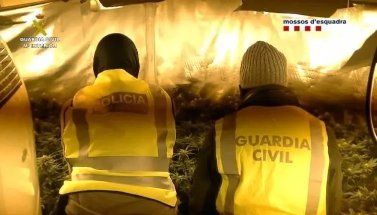 Mossos Esquadra - cas Llevant 04