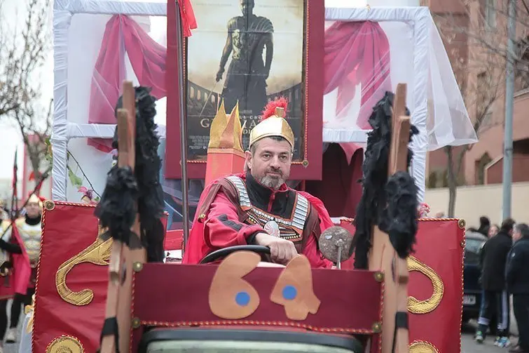 Multitudinària Rua de carnestoltes 2015 a Mollerussa.