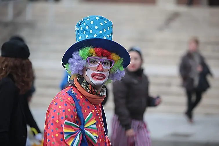 Multitudinària Rua de carnestoltes 2015 a Mollerussa.