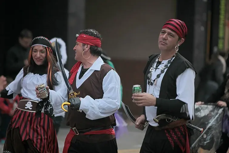 Multitudinària Rua de carnestoltes 2015 a Mollerussa.